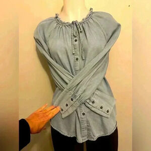 Denim ANA sz XS women’s light blue denim top, shirt, cute buttons
